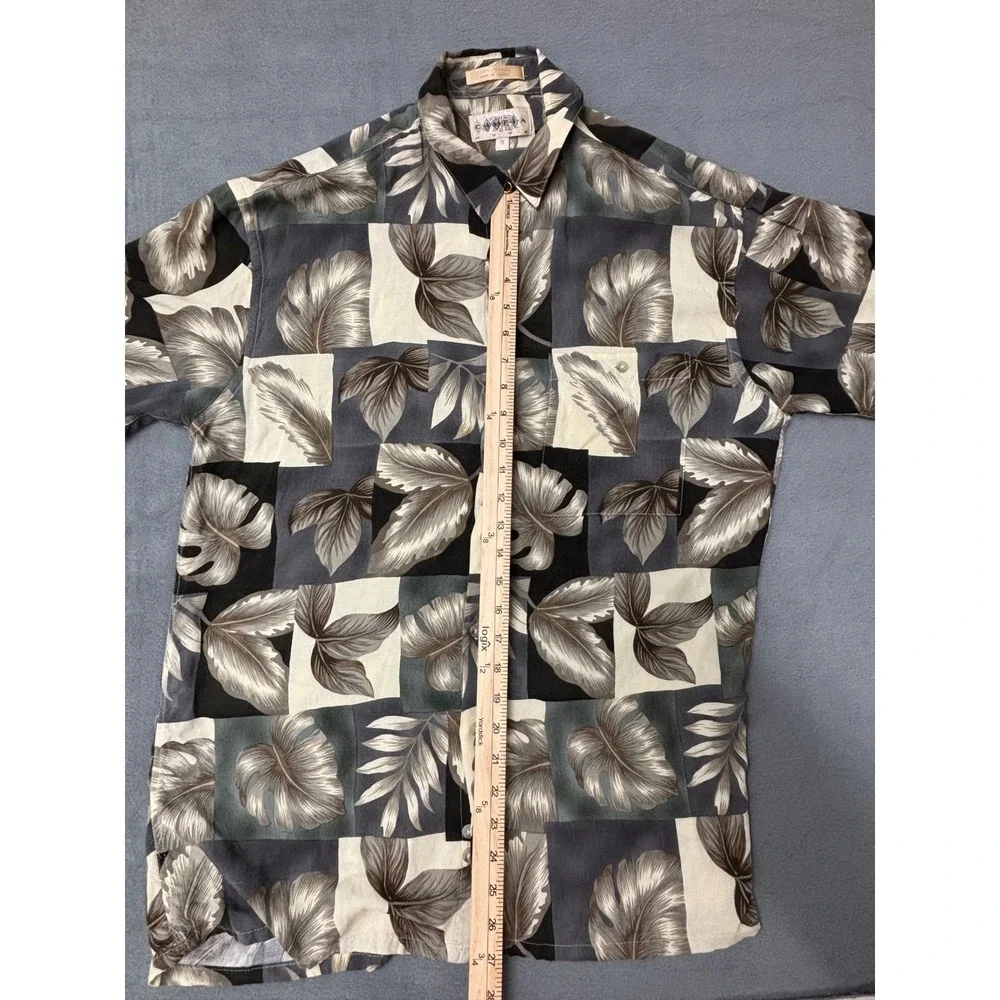 Campia Moda Hawaiian Shirt Men's Medium 100% Rayon Tropical Aloha Camp Shirt